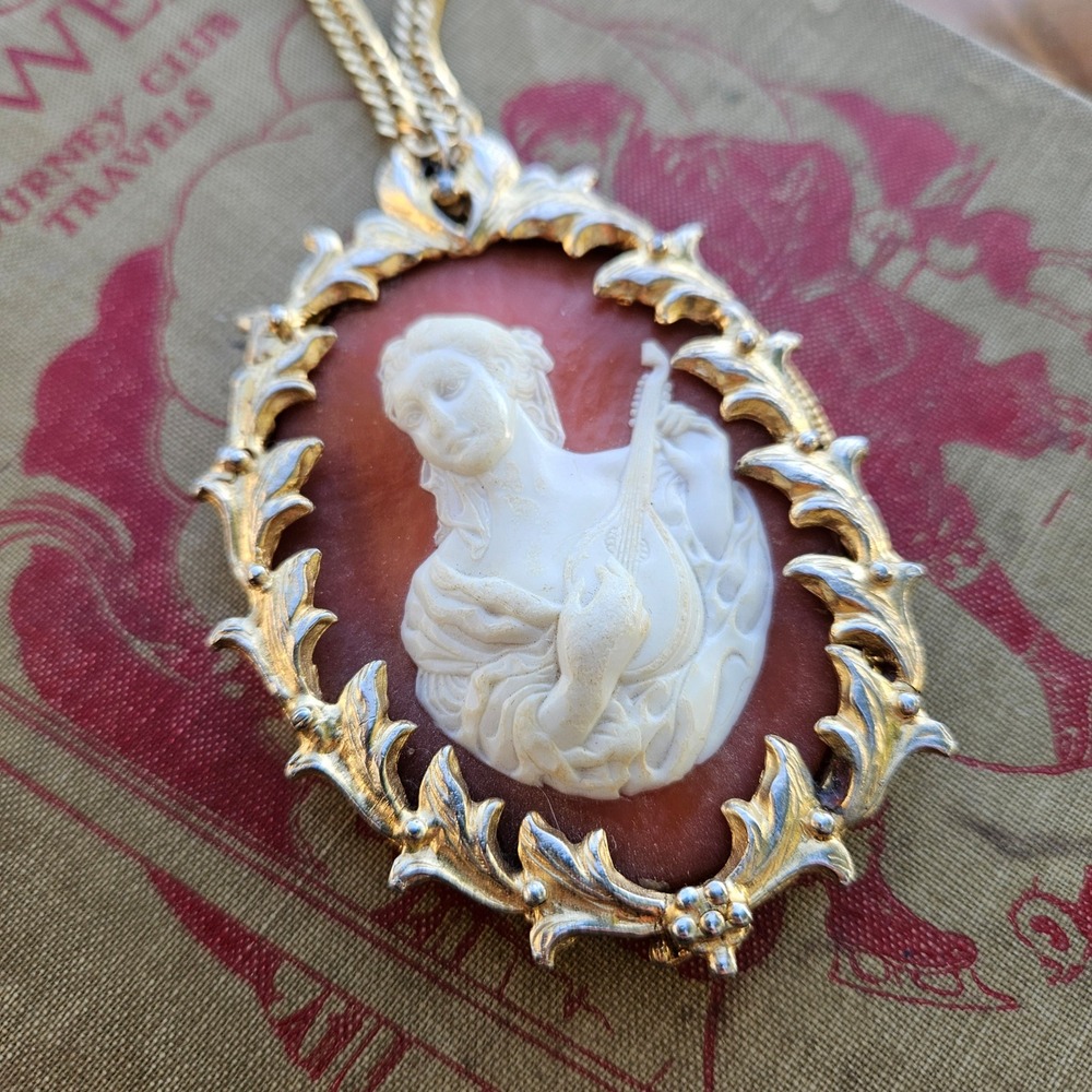 Vintage Huge Gold Tone Resin Cameo Pendant Necklace Woman Playing Lute Ornate